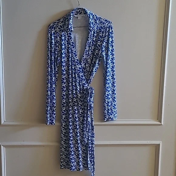 Diane von Furstenberg DVF New Jeanne Two Wrap Dress, Sz 6 - Picture 1 of 8